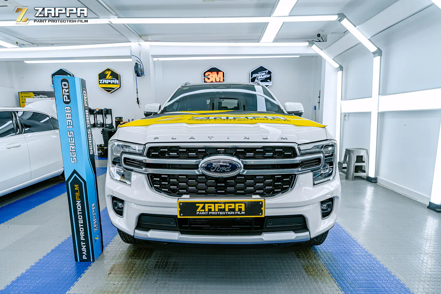 Dự án dán phim xe FORD EVEREST tại Store Detailing